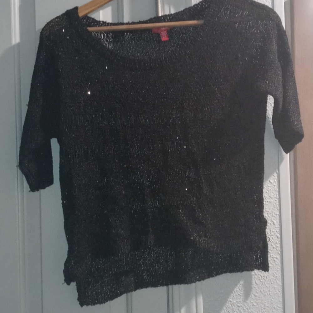 Clothes - Picture 10 of 16